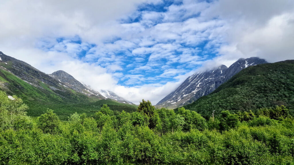 Itaque earum rerum hic tenetur a sapiente